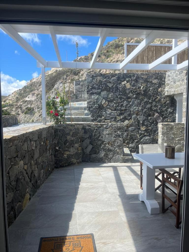 Milesian Suites Adamantas  Стая снимка